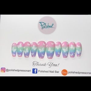 Press on nails